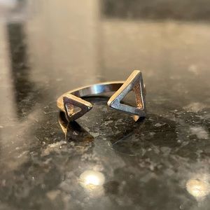 Gold arrow ring